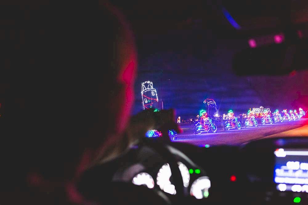 Holiday Lights Tours - Discovering The Brightest Hudson Valley