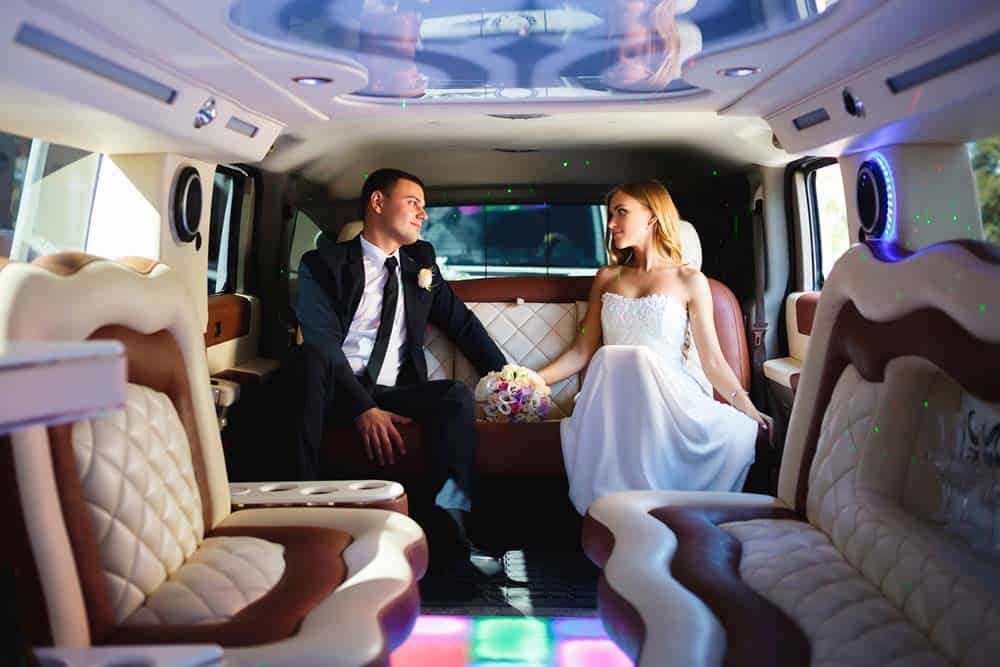 What to Look for When It Comes to Wedding Transportation