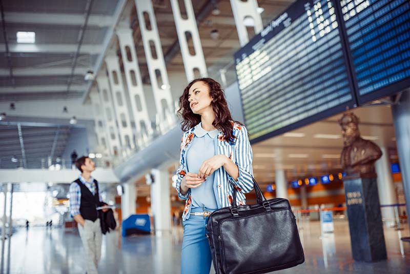 5 Airport Travel Tips All Travelers Need to Know